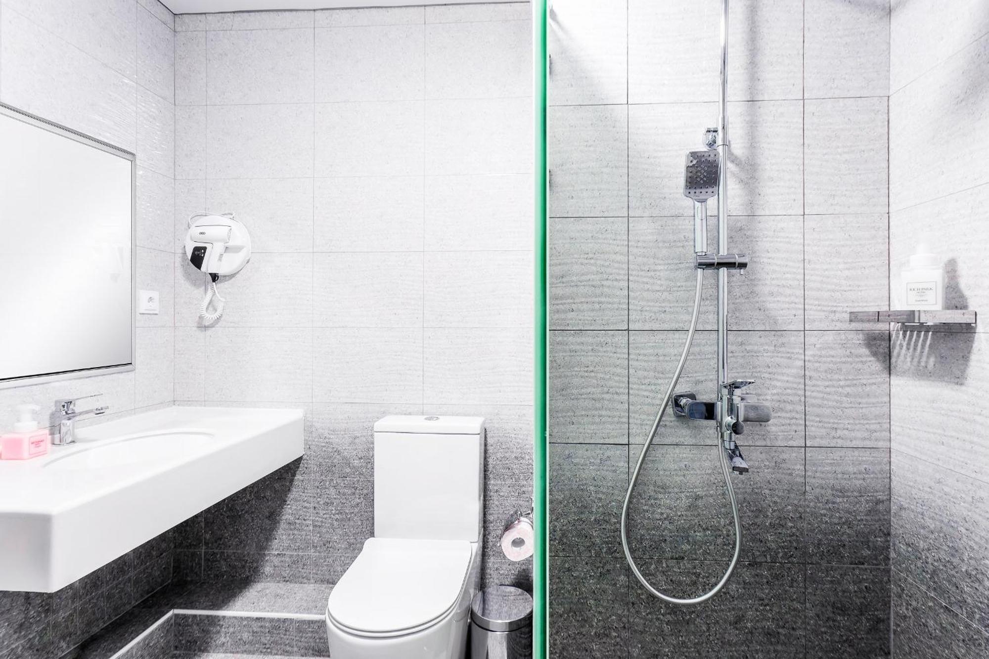 Rich Park Hotel Taszkent Zewnętrze zdjęcie